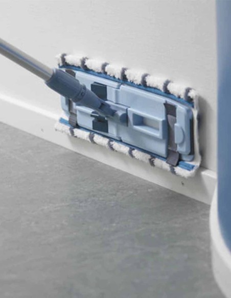 Vileda MicroSpeed SafePlus Mop è una frangia con strisce abrasive studiata per rimuovere lo sporco da tutti i pavimenti