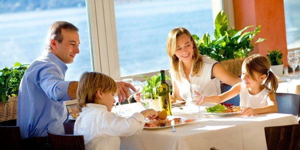 Conquista le Famiglie Viaggiatrici: Il Successo dei Family Hotel Grazie ai Servizi Indispensabili per Bambini